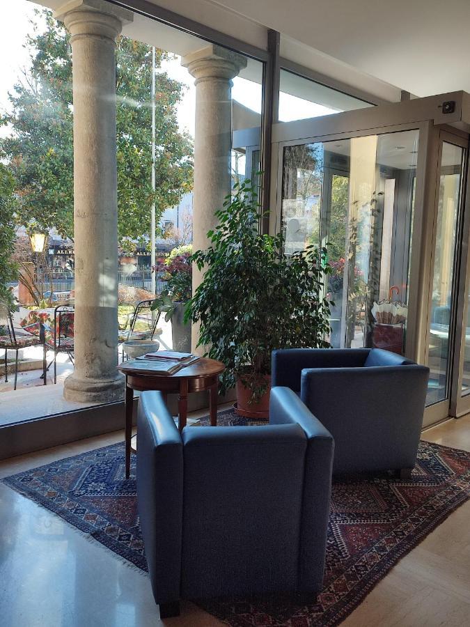 Hotel Cristallo Конеляно Екстериор снимка
